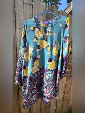 Dottie Couture Boutique Floral Top/Dress in Aqua and Purple